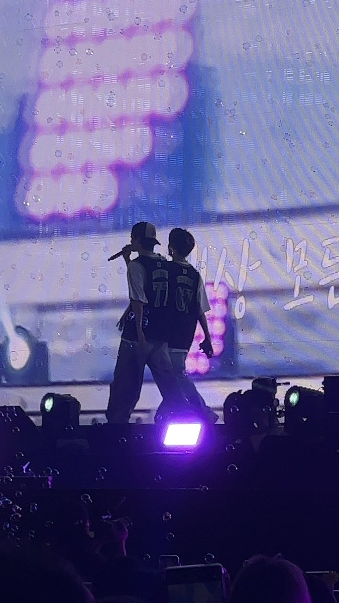 gmagammt's tweet photo. ทำไงดี ㅠㅠㅠㅠㅠ 97 https://t.co/UNMdjfjL61