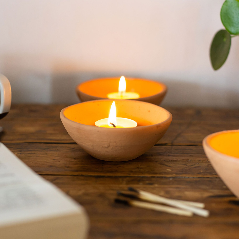 Clara_Create's tweet photo. 25% off our fairtrade accessories this weekend. https://t.co/mqJkDF0LUS https://t.co/eQKVnn8EFi