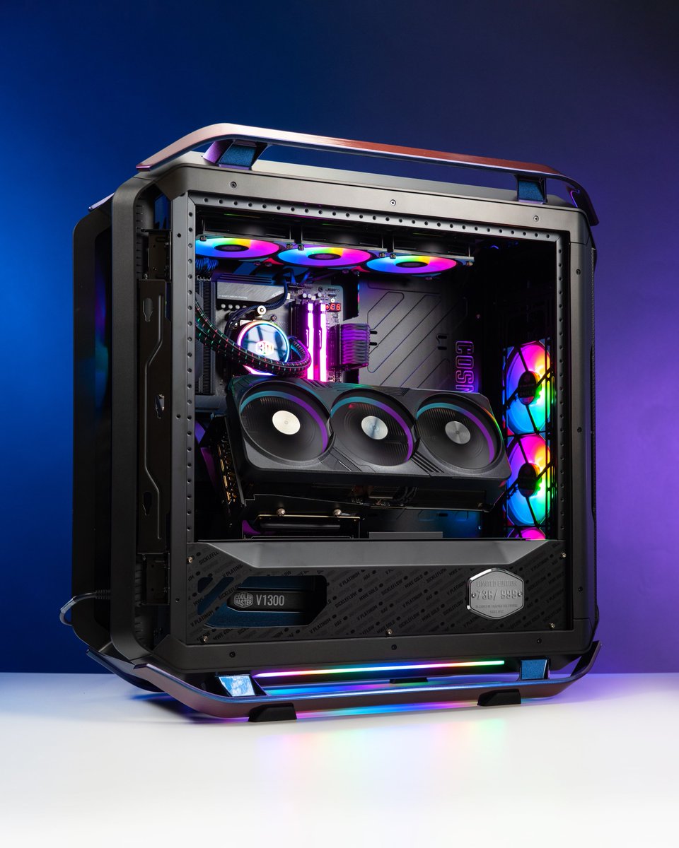 CoolerMasterSA_'s tweet photo. Introducing the Cosmos Infinity Case: Precision, Power, and Performance in Every Detail. Your PC's Next Frontier! 🚀🌟
#CoolerMaster #CosmosInfinity #PCbuild #gamingpc #CMMALA #MakeItYours https://t.co/FFd1hvmOeg