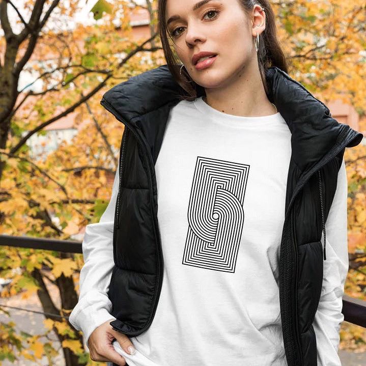 AlmallahiEman's tweet photo. Embrace Eternity🌟Reflecting Beauty Within. Our Unisex Long Sleeve Tee, powered by @BellaCanvasLA ,captures the essence of 'Inward Reflection' inspired by Kahlil Jibran's timeless wisdom"Beauty is eternity gazing at itself in a mirror.But you are eternity and you are the mirror" https://t.co/IR678hjzRX