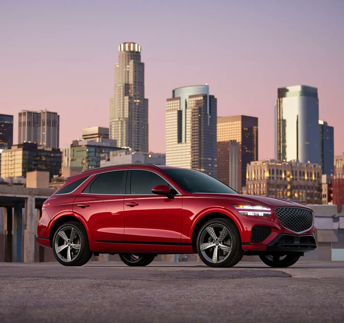 Breathtaking, no matter where you go.

Discover the incomparable GV70 at Genesis of Columbus. buff.ly/3aFfzrJ