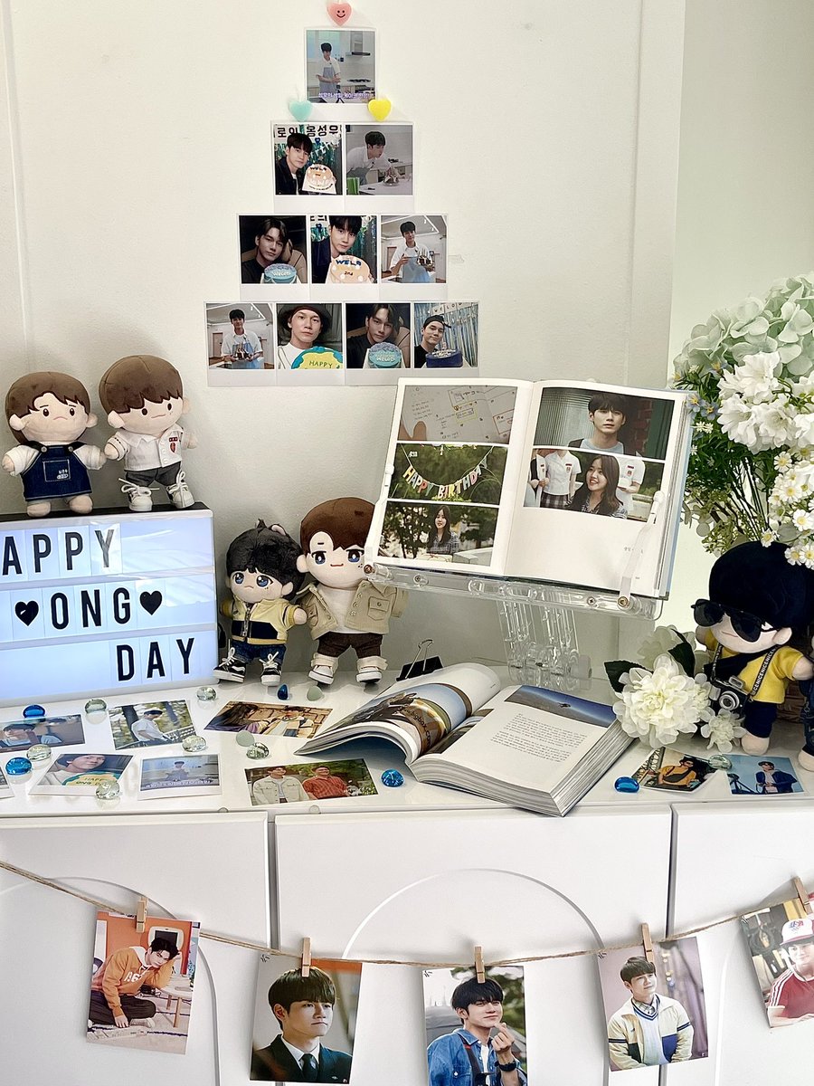 OngSuriii's tweet photo. 예쁜 성우로 가득한 오소카페🎂😆
정말 예쁘게 잘 꾸며주시고 
선착순 특전 받으러 일찍 갔는데 5분만 늦어서 결국 놓쳤옹 ㅠㅠㅠ 
아쉽지만 그래도 너무너무 행복한 시간이였습니다 
이벤트 감사합니다 ~

@onghbd2023 
#옹성우 #옹성우생일카페 
#ONGSEONGWU 
#HAPPY_ONG_DAY https://t.co/Pr3jV511AD