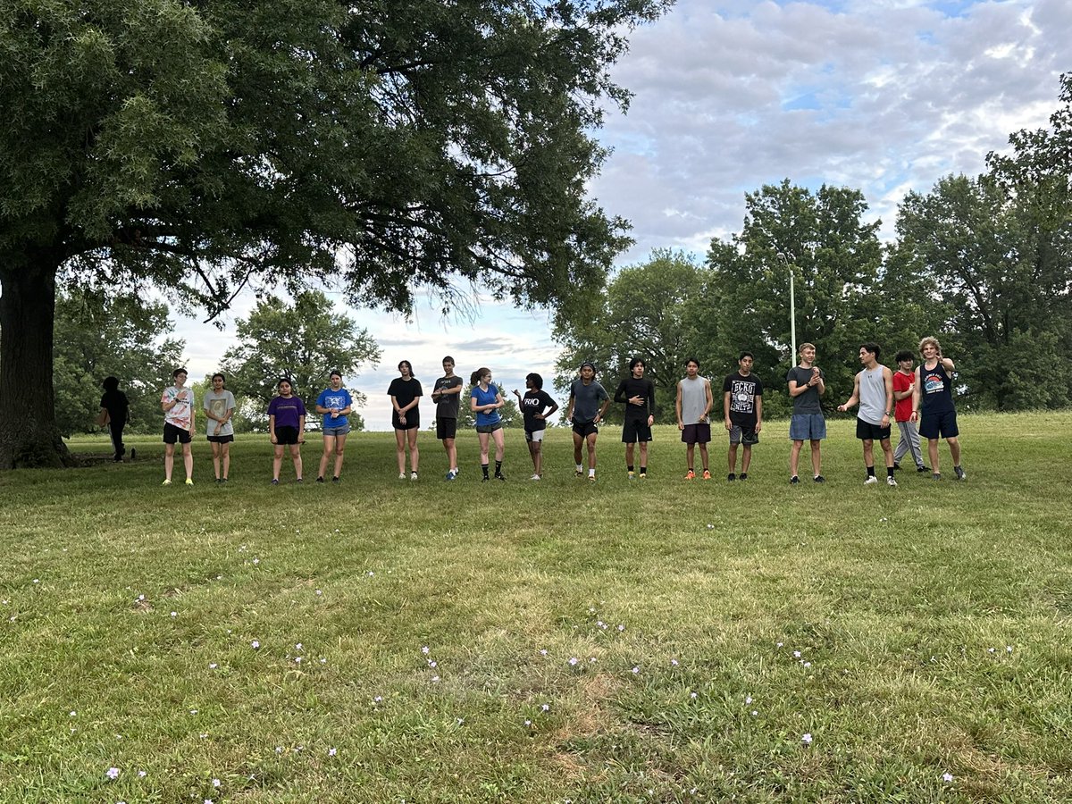 cross_sumner's tweet photo. After being stuck inside all week finally get to get out &amp; enjoy some fresh air. Annual time trail. @kckps_sumner @kckschools https://t.co/a1keWm3kED