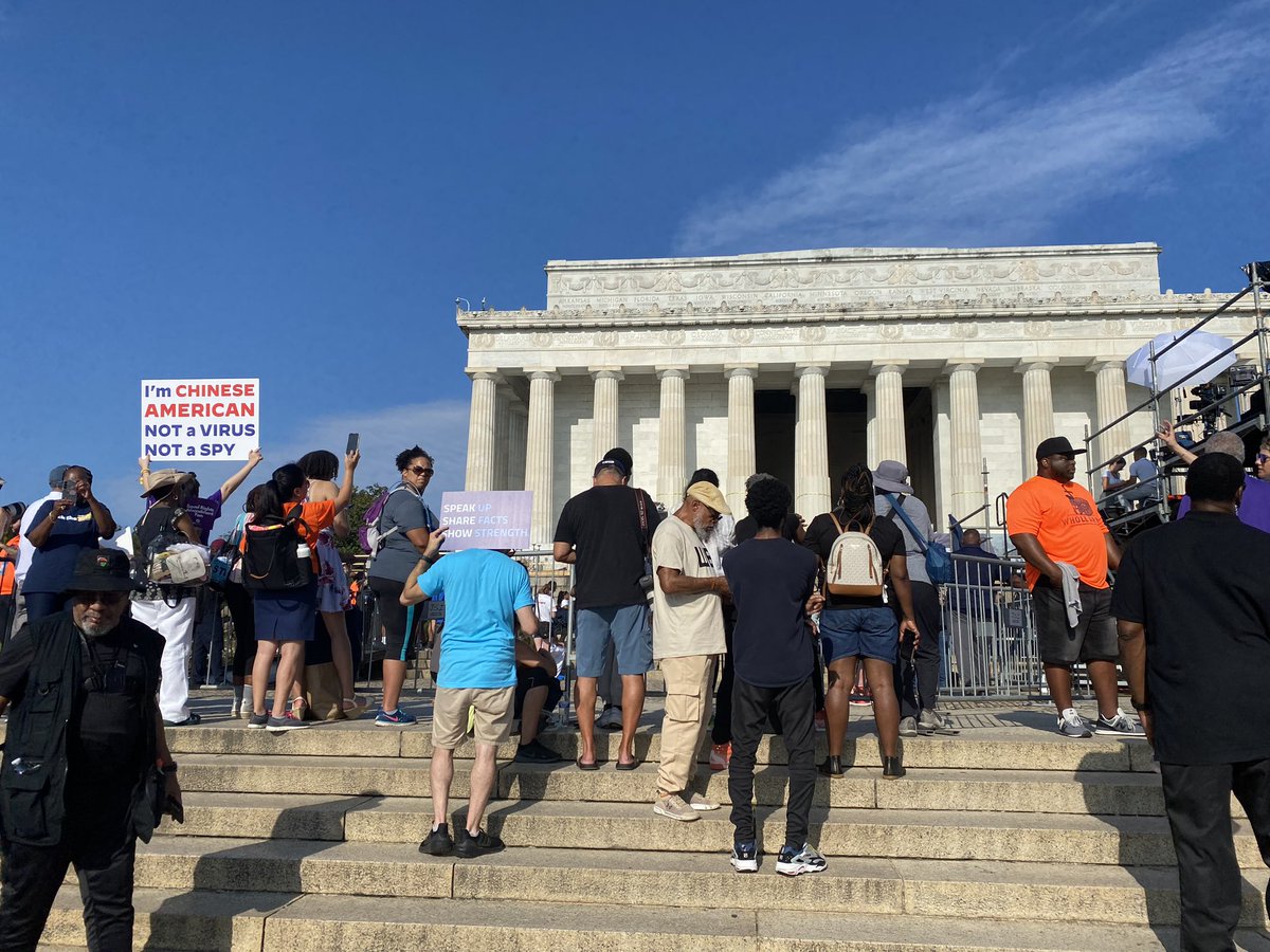 ucasocial's tweet photo. An empowering moment #MOW60! @ucasocial @ucawaves 
@CAPAC
@WHIAANHPI
@AJCGlobal
@NAACP
@taaforg
@AASForumOrg

#MOW60
#AAPI
#AANHPI
#ChineseAmerican
#UCA
#StopAsianHate
#OneSharedDream
#PAJAJA https://t.co/RtjoXEuTlr