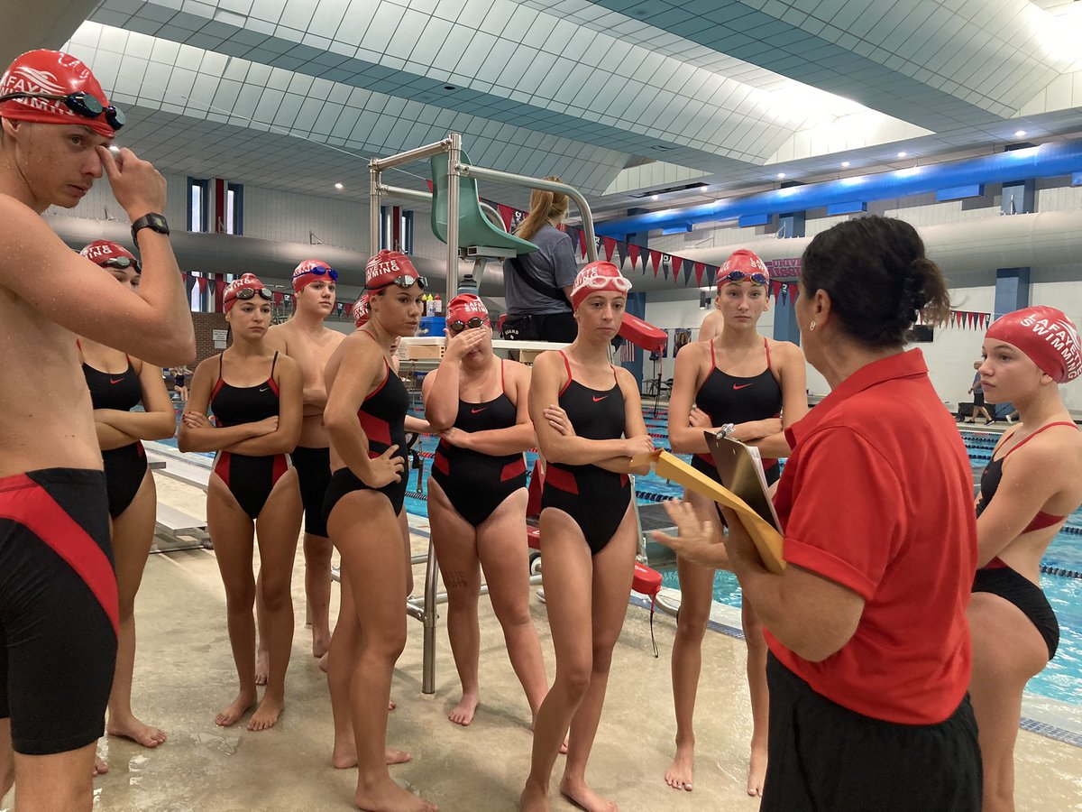 LafCo_Athletics's tweet photo. Get up. It's swim day!! We're up and going with these early birds. Best of luck! https://t.co/SQnj6CBnjw