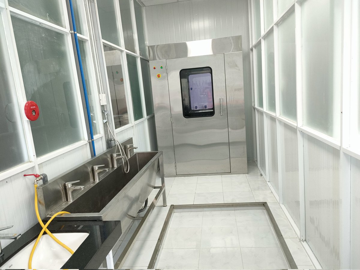 bestcleanvn's tweet image. ☘️☘️☘️ Tổng vệ sinh công nghiệp kho lạnh và khu office của công ty Sơn Thủy Hà 😍
👉 BestClean làm việc cả Chủ nhật, ngày lễ để phục vụ Quý khách
👉 Xem thêm tại: bestclean.vn
📲 Hotline: 0901.859.622

#bestclean #bestcleanvn