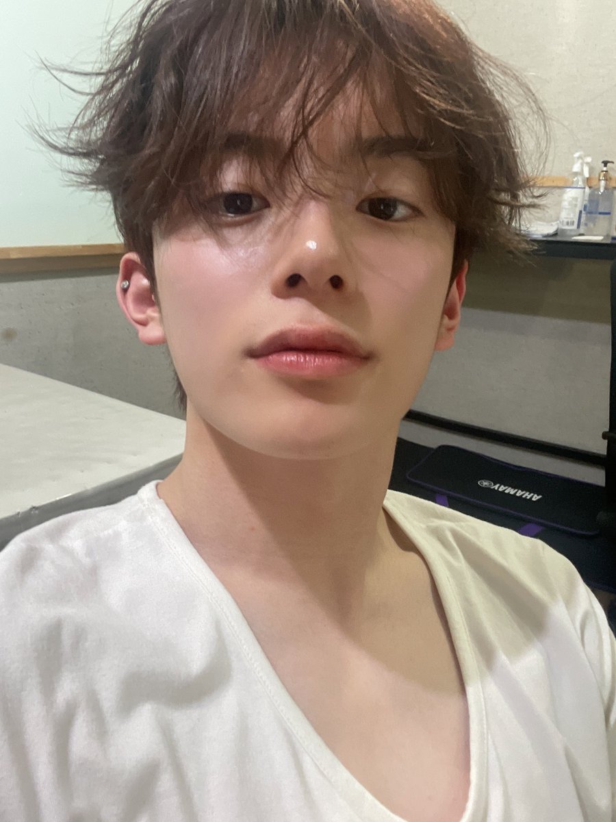 by_verivery's tweet photo. [#강민]

다들 오늘 내일 푹 쉬어💜
사댱해, 내가 많이많이 https://t.co/9qq99ziHP8