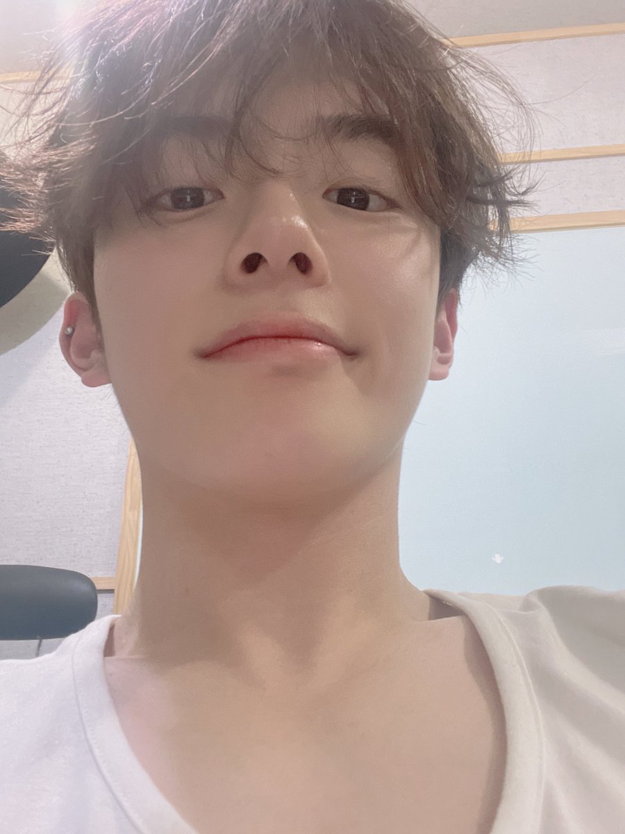 by_verivery's tweet photo. [#강민]

다들 오늘 내일 푹 쉬어💜
사댱해, 내가 많이많이 https://t.co/9qq99ziHP8