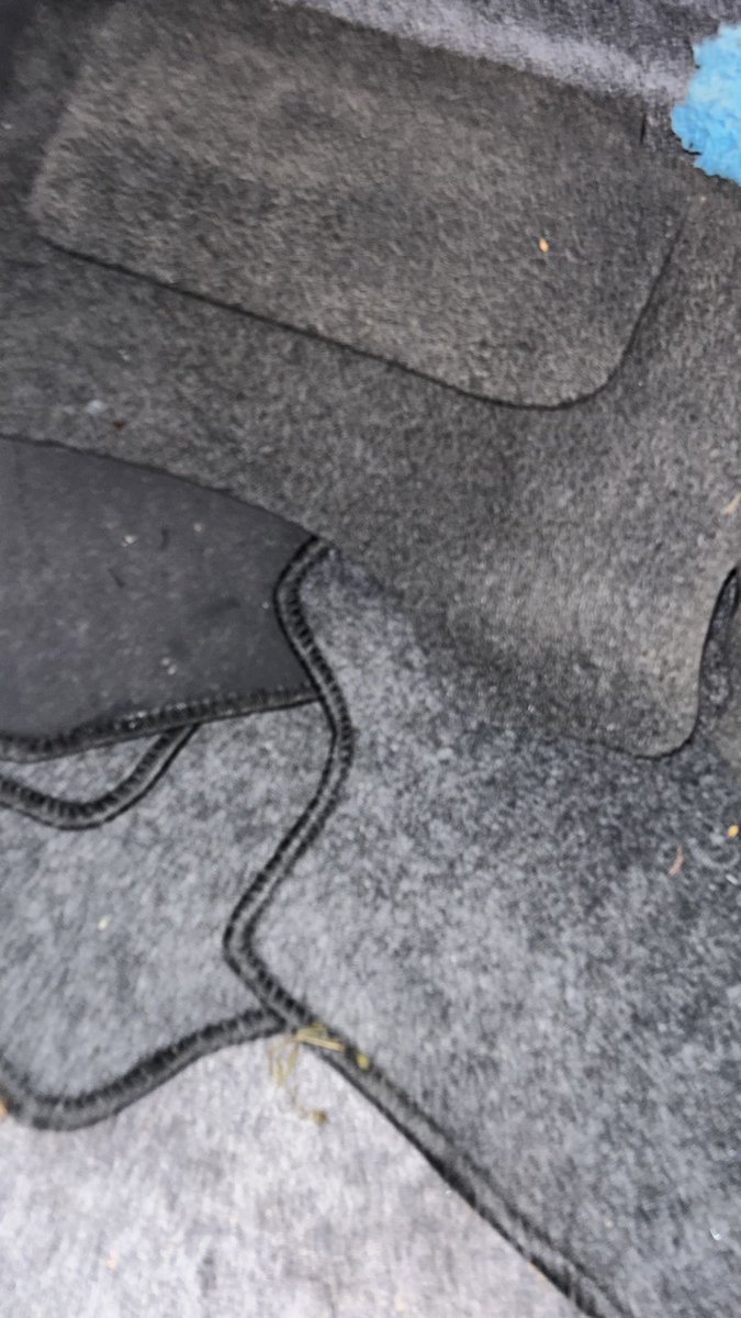 my wife had to wait for 4 hrs (2:30 - 6:15). @hondaindiacars. This absolute pathetic service from <a href="/olympiahonda/">Olympia Honda</a> makes me wonder if @hondaindiacars is checking the service levels of its dealers and providing good training. 5/5