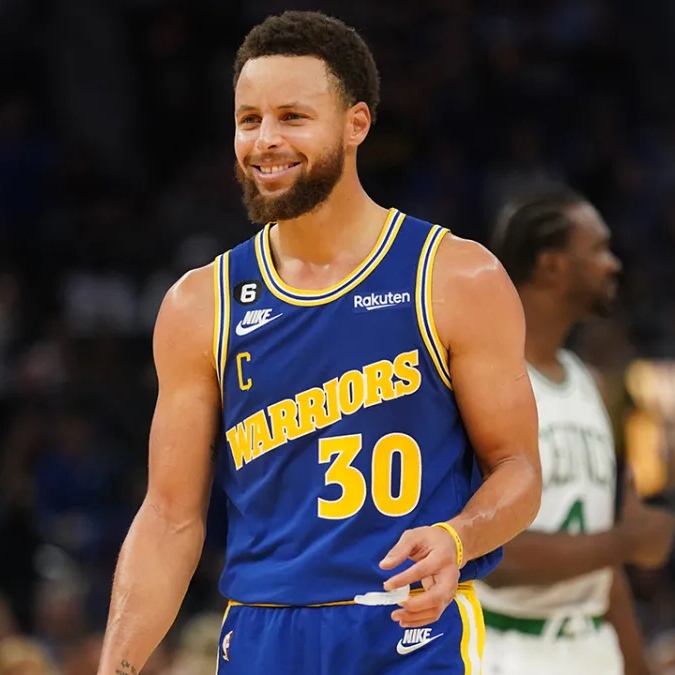 LegionHoops's tweet image. Charles Barkley on how Steph Curry would’ve handled the physicality during his days:

"Can you imagine the Bad Boys beating the hell out of him? If you think he could take those blows they were putting on MJ and Scottie, you really think Steph wouldn't break?"

(via @billsimmons)