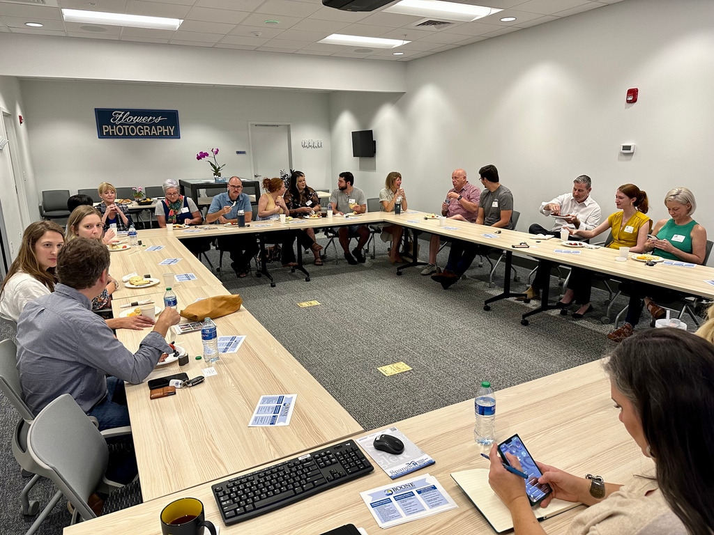 BooneNCChamber's tweet photo. We had a wonderful time at New Member Orientation on Friday! ๐ This quarterly event is a great way for our new members to get connected and learn more about their member benefits.
#828isgreat #stickboy #breakfast #commUNITY #boonenc #bizinboone #network #chamberofcommerce https://t.co/OGvNV30Jw2
