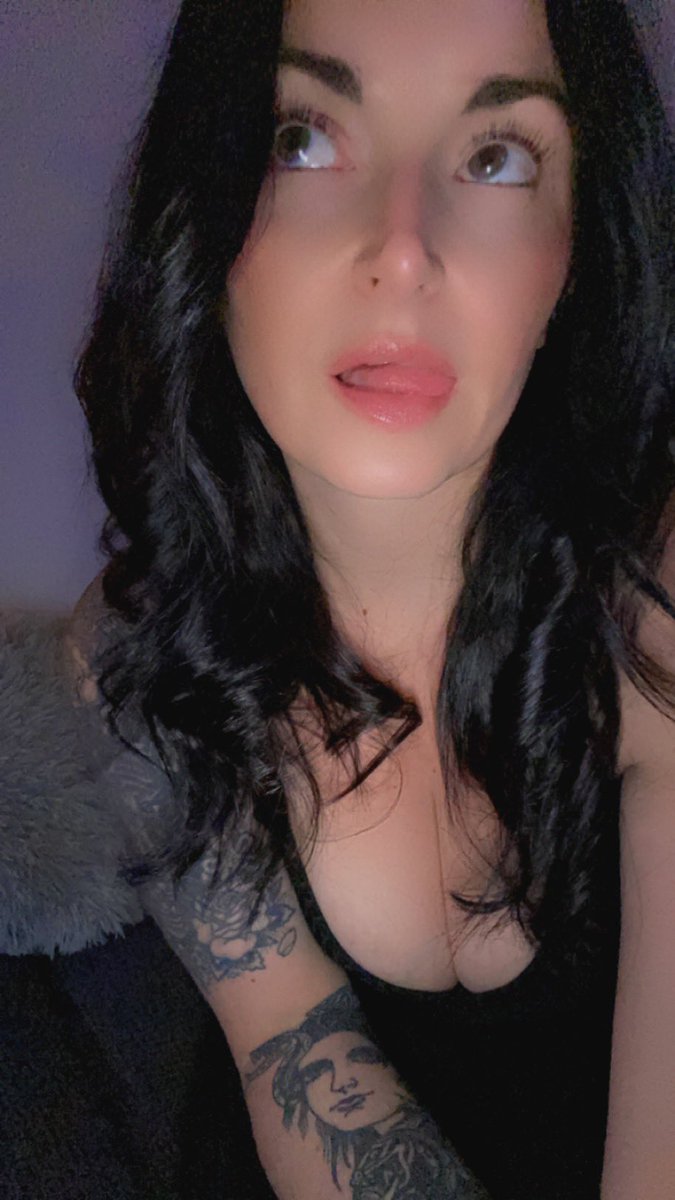 Lunalilaaaa's tweet photo. @WomenOfOnlyFans https://t.co/rj3Nlp90ES https://t.co/rGTV3AlmGS