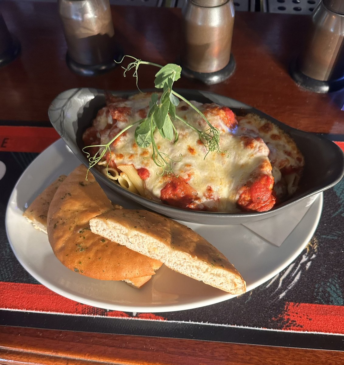TheMillpool's tweet photo. One of our New Menu items, the Italian Style Meatballs! Cooked in a Rich, Tomato Sauce, they are Home-cooked to perfection!
Visit us on Hipswell Highway, CV2 5FR. 
-
-
-
-
#meatballs #themillpool #themillpoolcoventry #millpool #pub #coventry https://t.co/KXXIE9vZhE