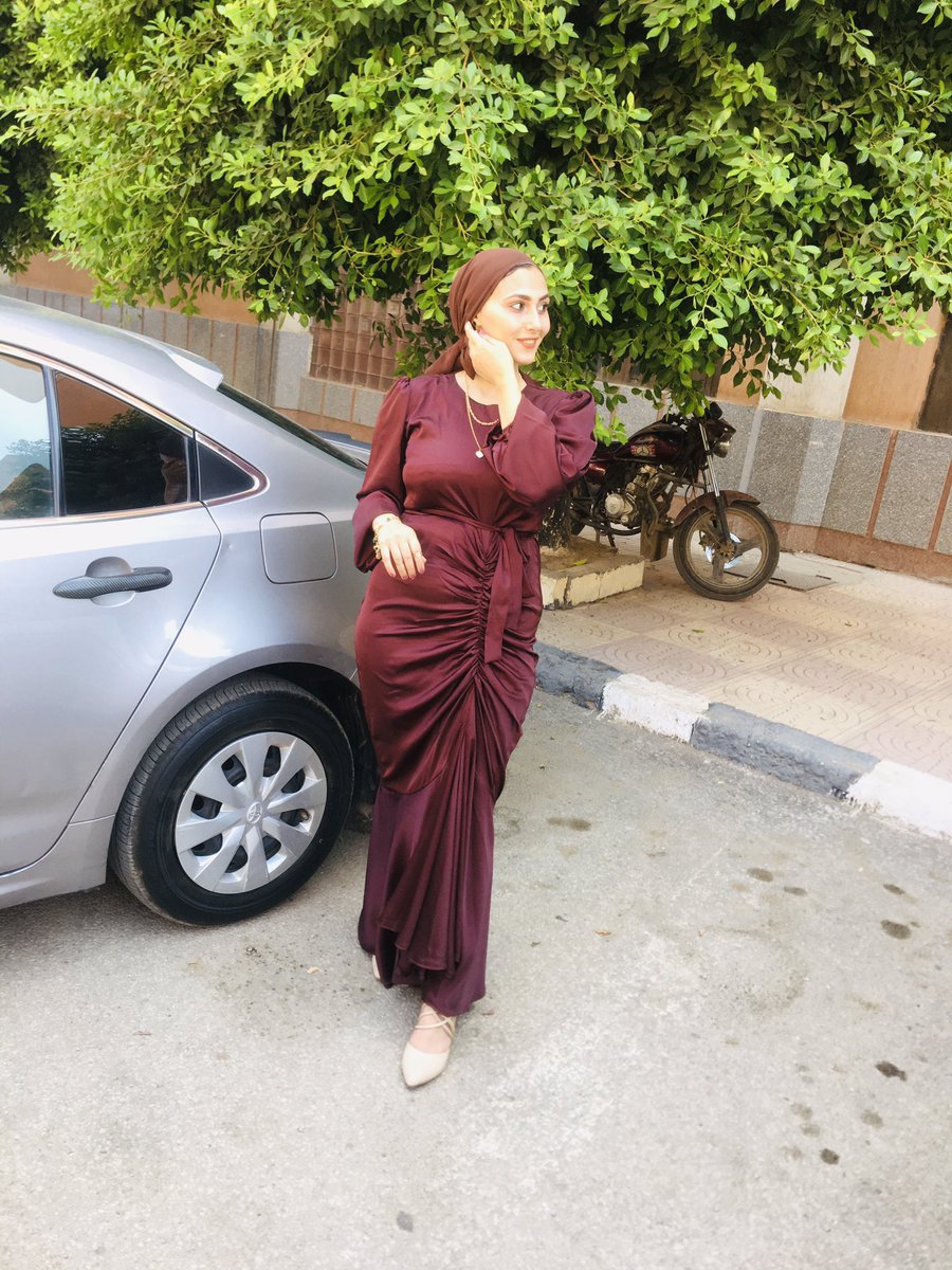 ToTa57141994's tweet photo. الخريجه وصلت🤎🤎🤎🦋👩‍🎓 https://t.co/D1ZCsPyw5E