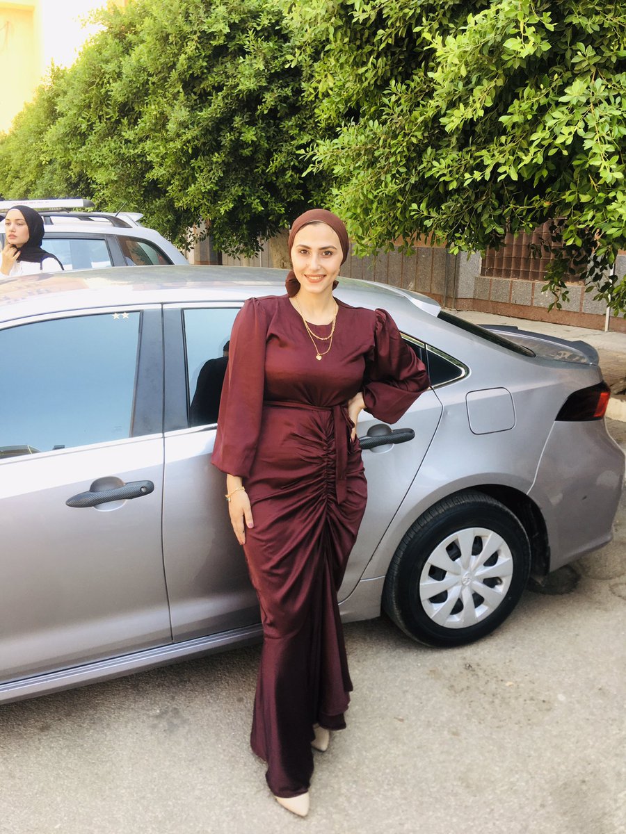 ToTa57141994's tweet photo. الخريجه وصلت🤎🤎🤎🦋👩‍🎓 https://t.co/D1ZCsPyw5E