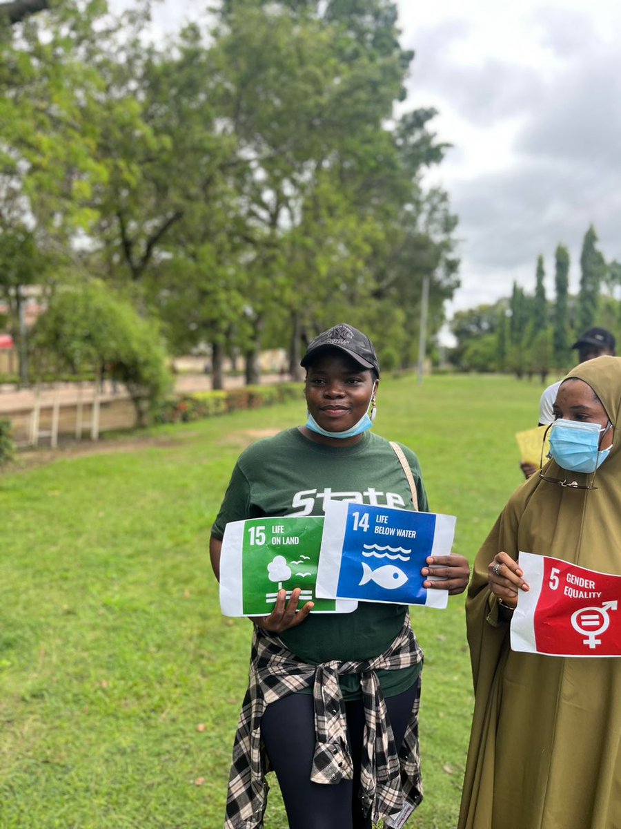 sgcora_Africa's tweet photo. Members of the Society for Grassroot Community Outreach and Research Africa, teamed up with PPFN YAM members for a campus-wide clean-up at Ahmadu Bello University Zaria while advocating for social change! We educated peers, and championed responsible waste management. #SGCORA https://t.co/RxG1djnnDC