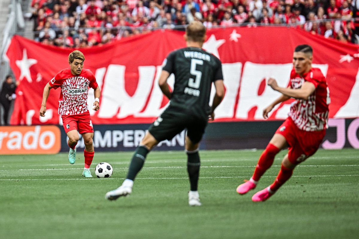 scfreiburg's tweet image. #SCFSVW 0:0 (16.)
Ausgeglichene Anfangsphase. Wir suchen noch nach den entscheidenden Lücken...