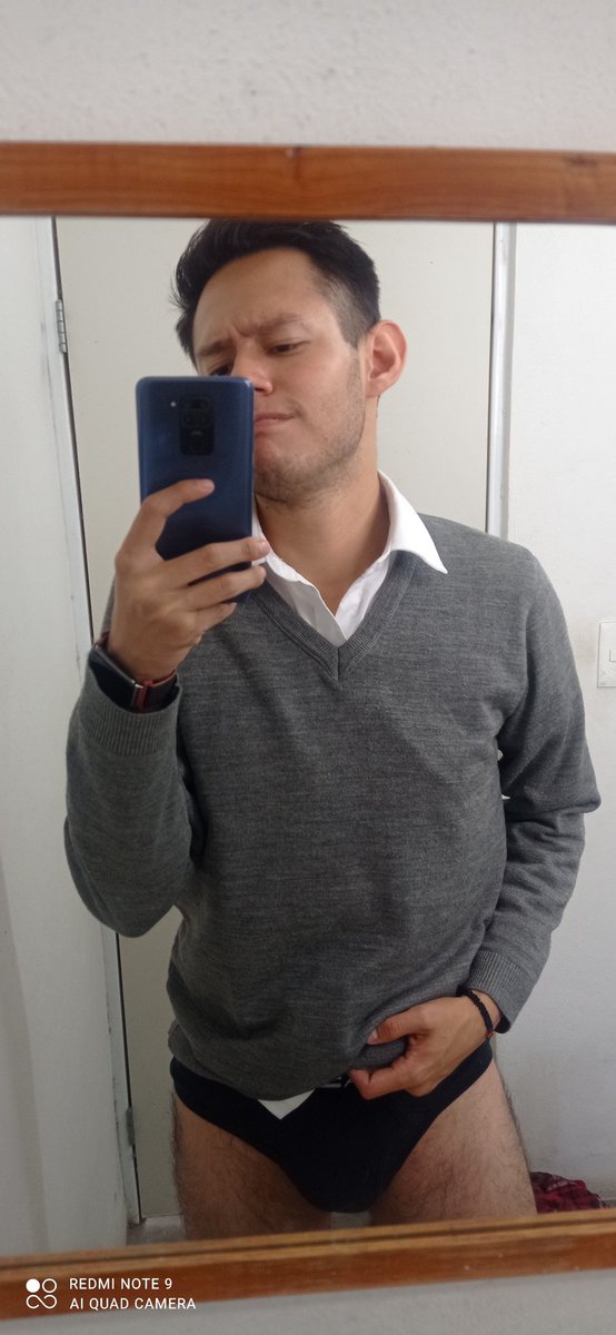 ElChilangoXL's tweet photo. Buenos días mis morbosos https://t.co/RzvvE62Iyd