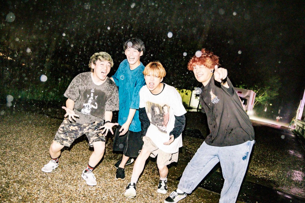 04LS_nagoya's tweet photo. 【ライブ終了！】
■8/26(土) 山中湖交流プラザ きらら
『SWEET LOVE SHOWER 2023』

大雨の中遊んでくれた皆さん
ありがとうございました☔️✨

📸@fujii_taku https://t.co/zvPAdQ86aD