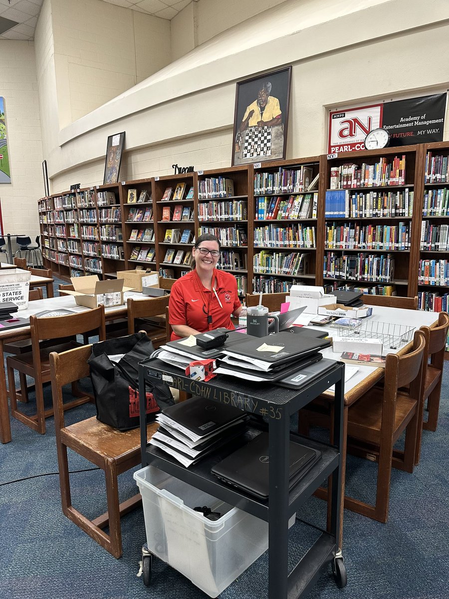 PearlCohnHS's tweet photo. We’re committed to providing our students with immersive tech rich learning experiences! Thank you to our Librarian Ms. Biggs, Mr. Pomerantz and the rest of our faculty/staff for another excellent week at #PearlCohn! @MiriamHarring14 #WeArePearlCohn #ExcellenceLivesHere https://t.co/UxzLodVt54