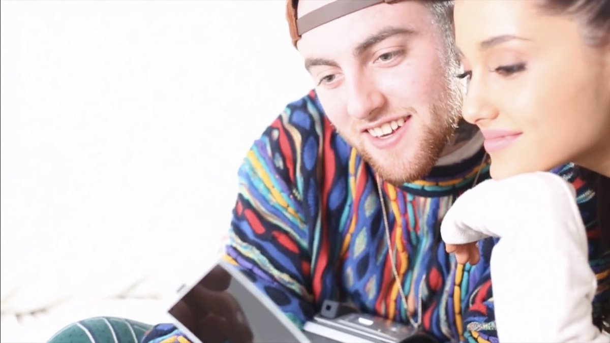 infoari's tweet photo. Ariana Grande afirmou que o videoclipe de "The Way", com Mac Miller, foi o mais divertido de ser gravado, mesmo sem nenhum orçamento! 🤍 https://t.co/tmAhzgaAM9