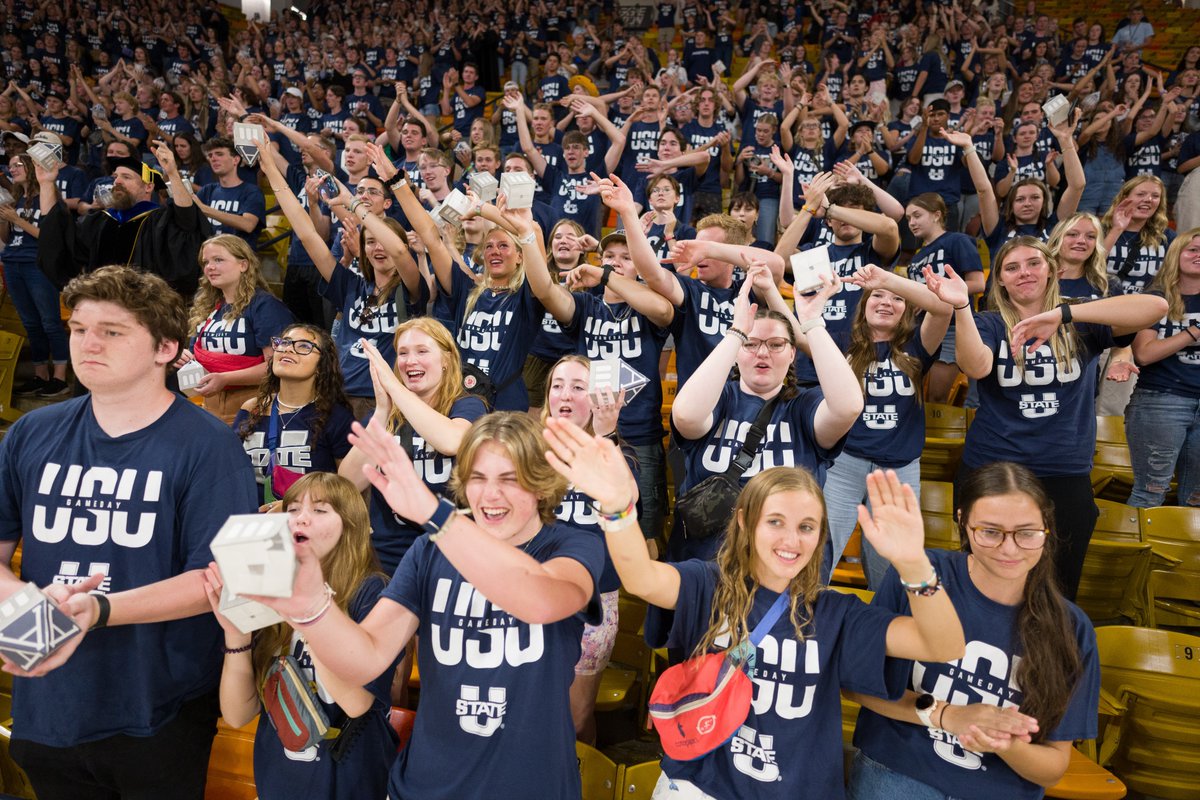 USUAggies's tweet image. One of our favorite times of the year. Welcoming new Aggies to the family! #usuaggies