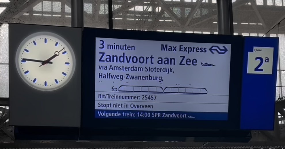 All aboard the Max Express 🏎️
(I'm not there alas)
#F1 #DutchGP #CircuitZandvoort #trains