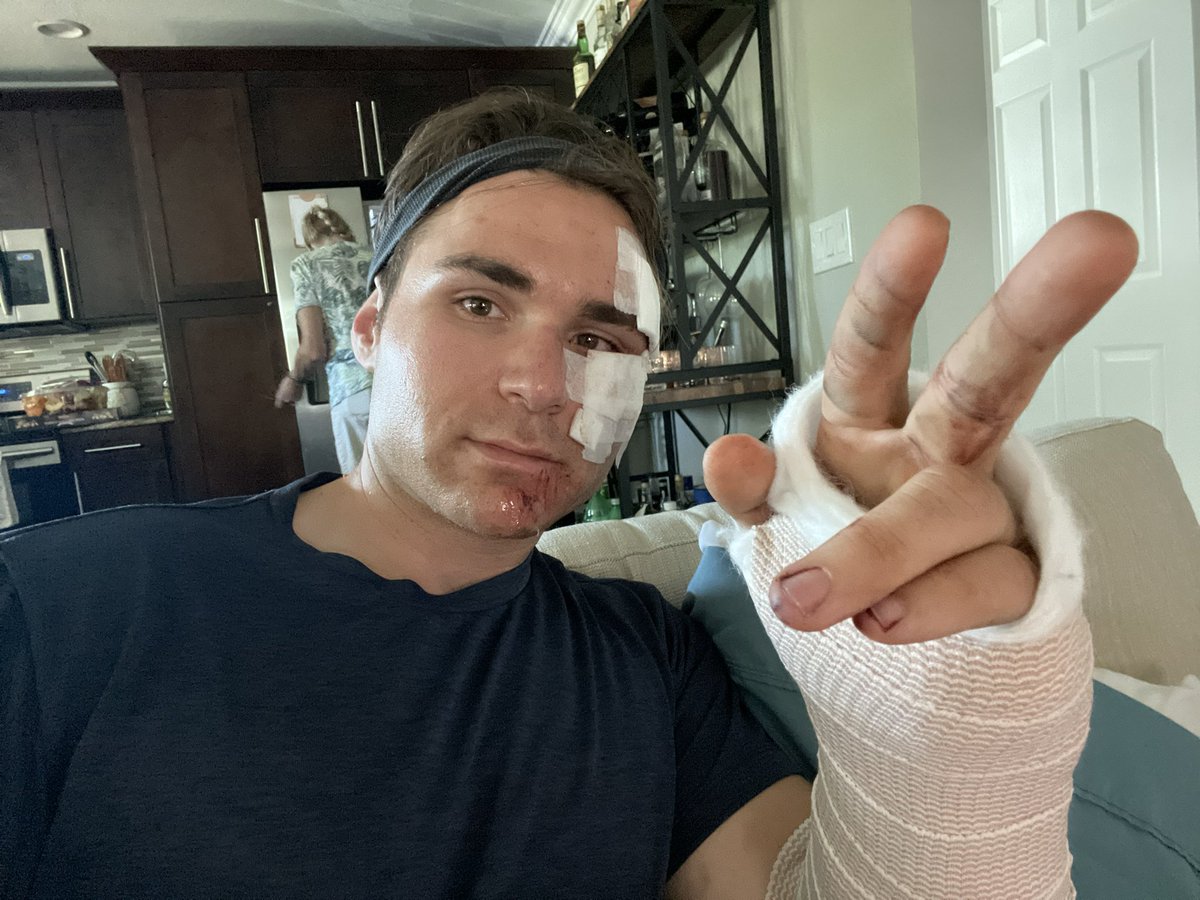 ATylke's tweet photo. Gutted for @danielricciardo - I know the pain. Hope the surgery goes well. https://t.co/23K14GieQv