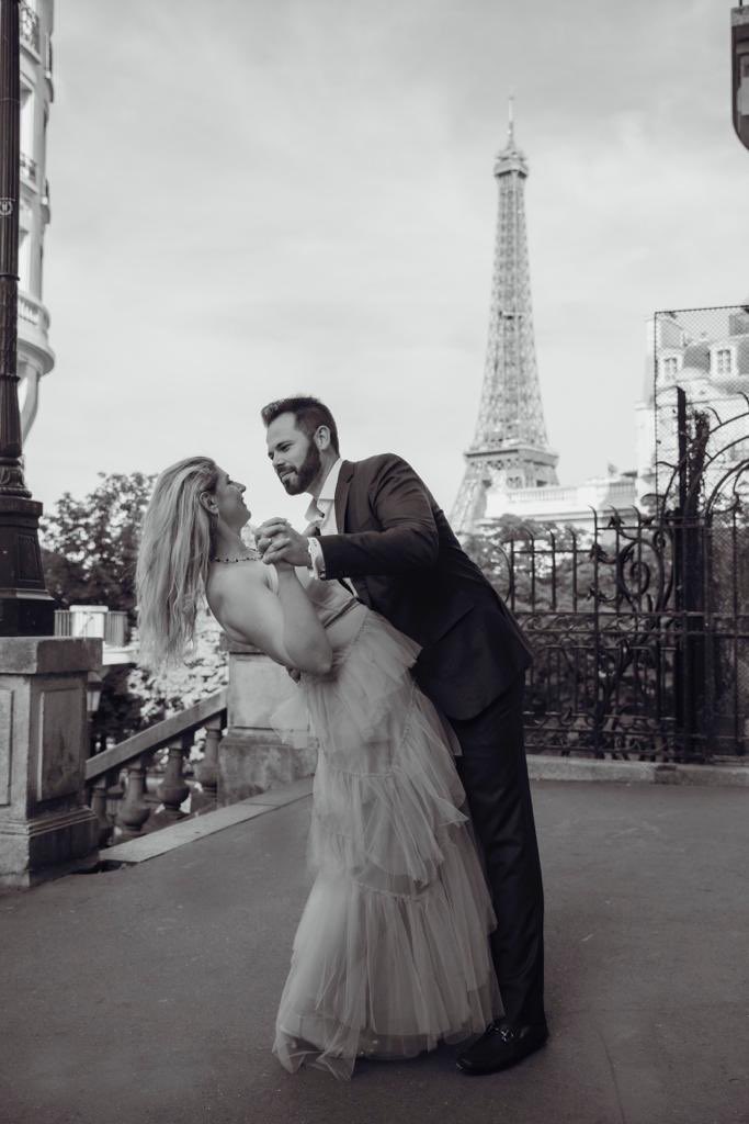 Mohans_Tailors's tweet photo. Thrilled to see the stunning @mohans_tailors #bespoke #suit crafted for client Morgan Feldman's 13th anniversary photoshoot in Paris ๐ซ๐ท. Happy Anniversary Morgan & Diana! ๐ Explore our #ultimatelevelofbespoke craftsmanship. โ๏ธ๐
Victor Mohan 2126970050 https://t.co/TbAH3oGA5R https://t.co/BBbVTxVv3b
