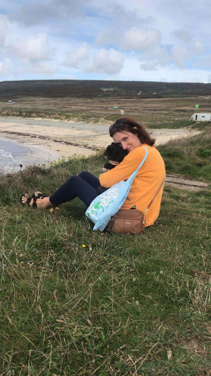 LouiseD_etcher's tweet photo. Happy #internationaldogday here are my two Shitzus, Tommy and Kiki. They often come out sketching with me. Where would I be without them! Dogs are everything! #artistdogs #studiodogs #dogsandart #sketching #dogwalks #shitzus https://t.co/OD23d3Tu4G