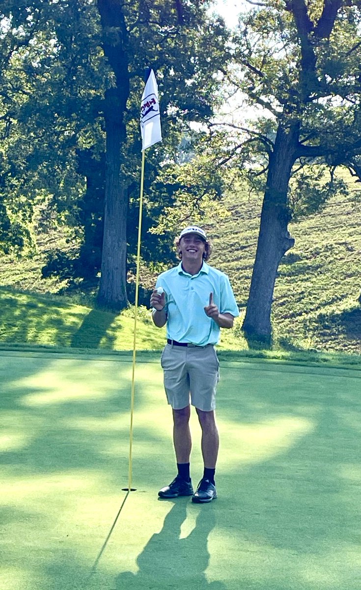 Geneseo Athletics (@athleticsghs) on Twitter photo Do you like apples?
Well, Hayden Moore just got a hole-in-one on number 3 at β¦<a href="/TPCDeereRun/">TPC Deere Run</a>β©!
How do like them apples? Do you like apples?
Well, Hayden Moore just got a hole-in-one on number 3 at β¦<a href="/TPCDeereRun/">TPC Deere Run</a>β©!
How do like them apples?