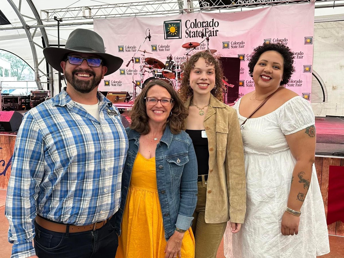 MartinezforSoCo's tweet image. I had an amazing time at the Annual Legislative BBQ at the Colorado State Fair kickoff! It was great hosting all the elected officials from across the state in Southern Colorado!

#coloradostatefair #legbbq #teammartinez #uniontown #soco