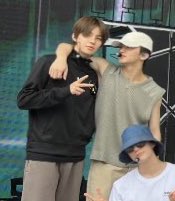 คุณหนูน้ำชา tweet media
