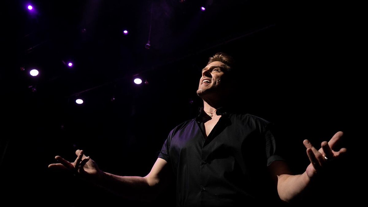 Wycombe 89 tweet media