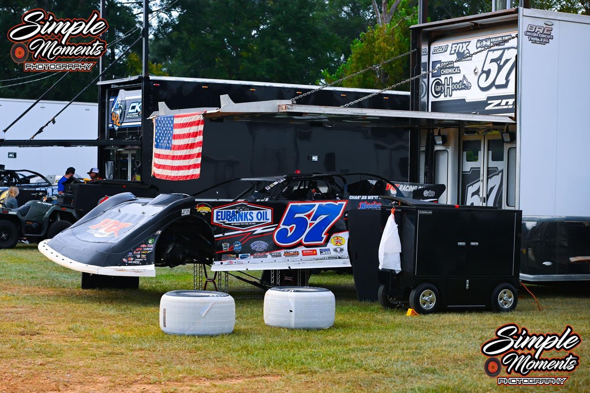 Change of plans! 🚨 

With an iffy weather forecast in North Carolina, the #FastFive7 team is heading south to @SenoiaR this afternoon to race with the @HuntTheFrontSDS in the $5,400-to-win Head Family Memorial! #FastFive7 

📸: @zackary_smp