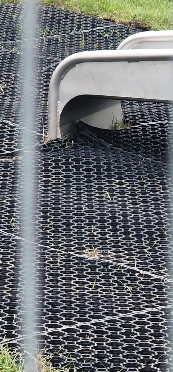 Can't see the cable ties holding this flooring together to long. Also the equipment looks, well......wonky <a href="/ClacksCouncil/">Clackmannanshire Council</a>