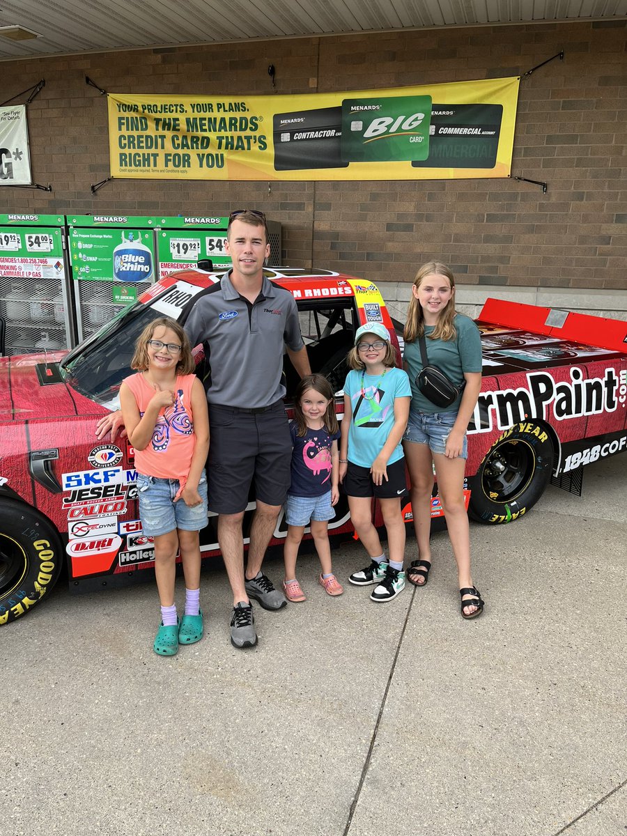 AaronBennett3's tweet photo. @benrhodes @Menards @1848Coffee @FarmPaint @ThorSportRacing @FordPerformance @RoadRangerUSA My girls had a blast! https://t.co/H2E73M1tsY