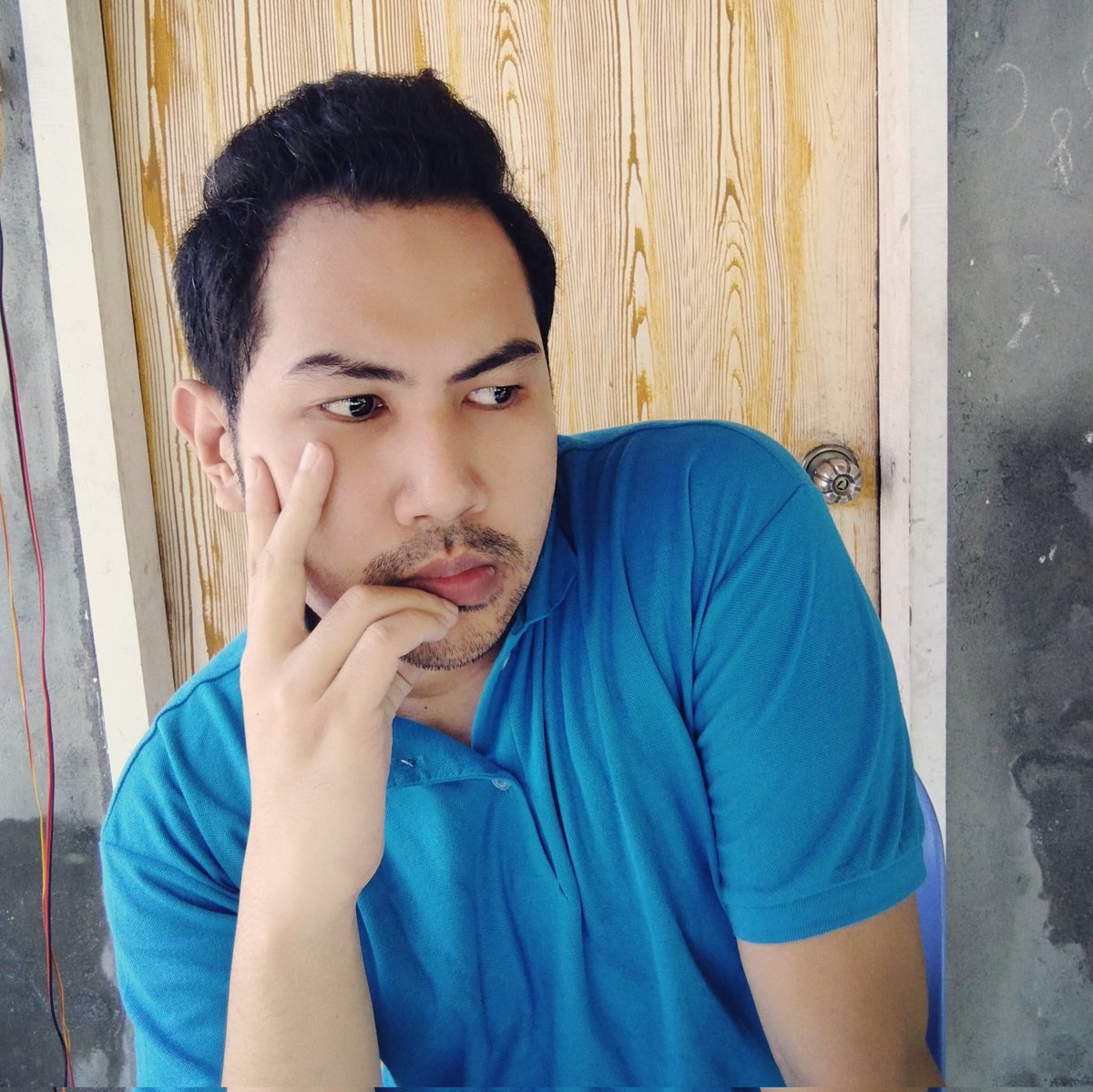 itszlfkhrs's tweet photo. #NewProfilePic https://t.co/o37Xce5b76