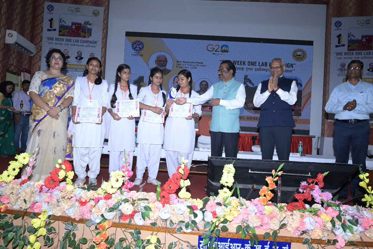 CIMFR_CSIR's tweet photo. "CSIR-CIMFR's 'One Week One Lab' campaign concludes with a flourish, showcasing a week of scientific innovation, collaboration, and commitment to national progress. #OneWeekOneLab @CSIR_IND https://t.co/IvExHvsPIO