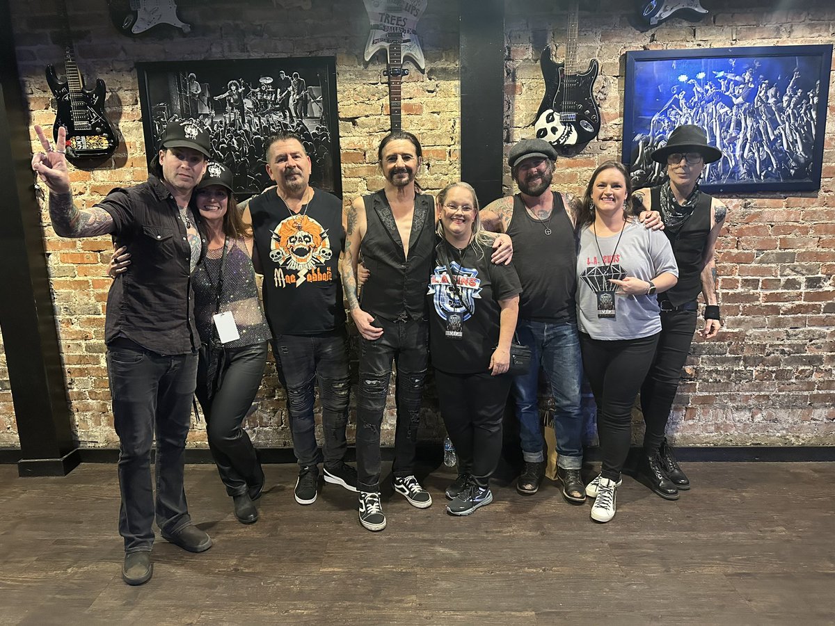 Exactly why they are a FAVORITE! <a href="/laguns/">Keith Lagunes</a> <a href="/acevonjohnson/">🏴‍☠️</a> @TraciiGuns <a href="/sduncandrums/">Shawn Duncan 🇺🇸</a>  #johnnymartin #phillewis #VIPDALLAS