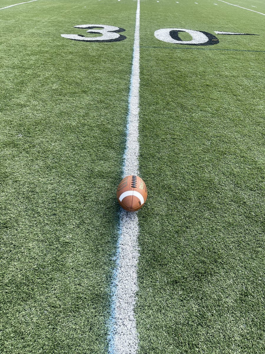 CSHSFootballBX's tweet photo. Here we go! https://t.co/qXUaLmxPBF