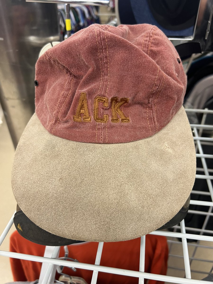 Vikes1011's tweet photo. @meerkat_ink Found my hat for the 15 year begaversary #ack #ackack #ackackack https://t.co/MMpkMscWta
