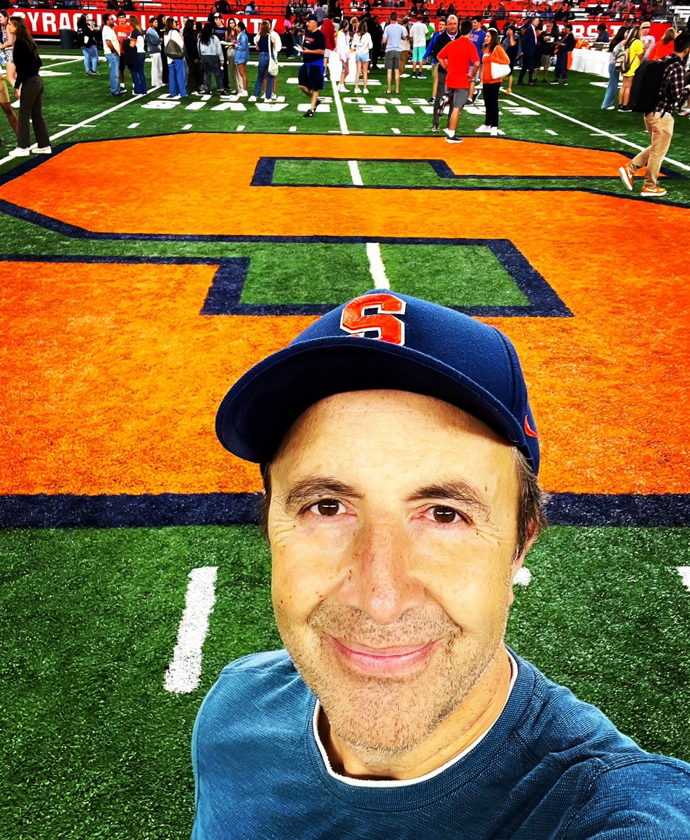 A selfie by any other name… (says the UM grad). #syracuseu
