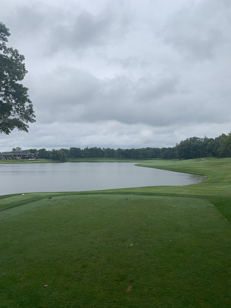 MrDolan14's tweet image. A long way home. 

#Ivanhoe #GolfTwitter #ChicagoGolf