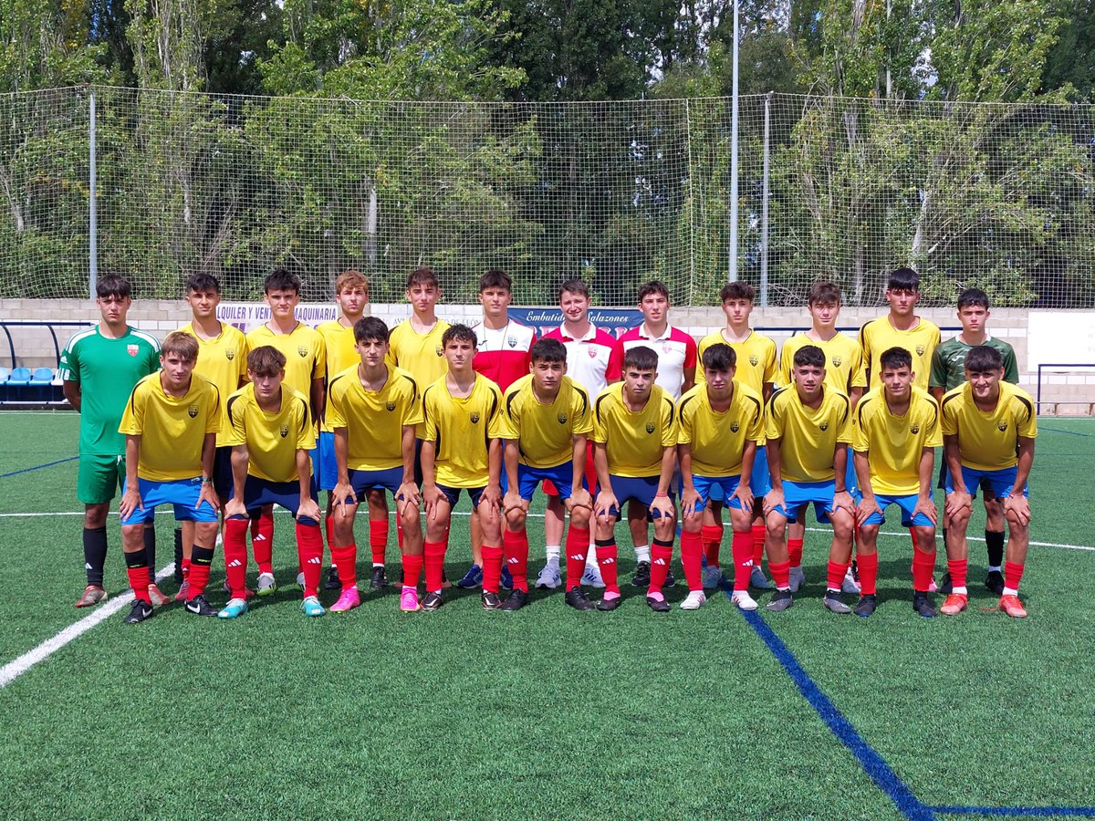 Juveniles <a href="/CyDLeonesa/">Cultural y Deportiva Leonesa</a> nacional 0 - 6 <a href="/indautxu_sd/">SD Indautxu</a> A