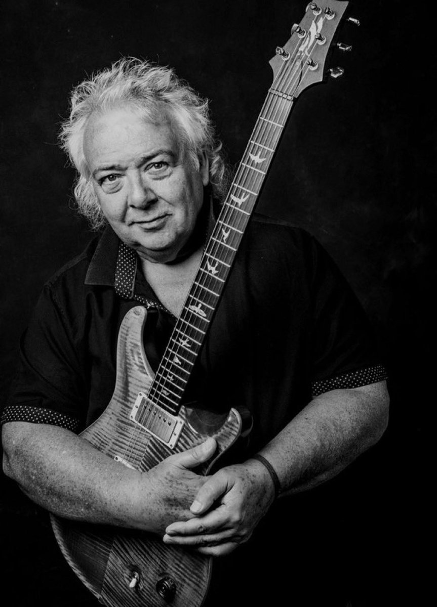 AlejandroSBasso's tweet photo. Casi en horas de la madrugada supimos de la partida del gran Bernie Marsden, miembro fundador de #WhiteSnake
Rest in Power!
#RIPBernieMarsden https://t.co/05LD4wlj3R