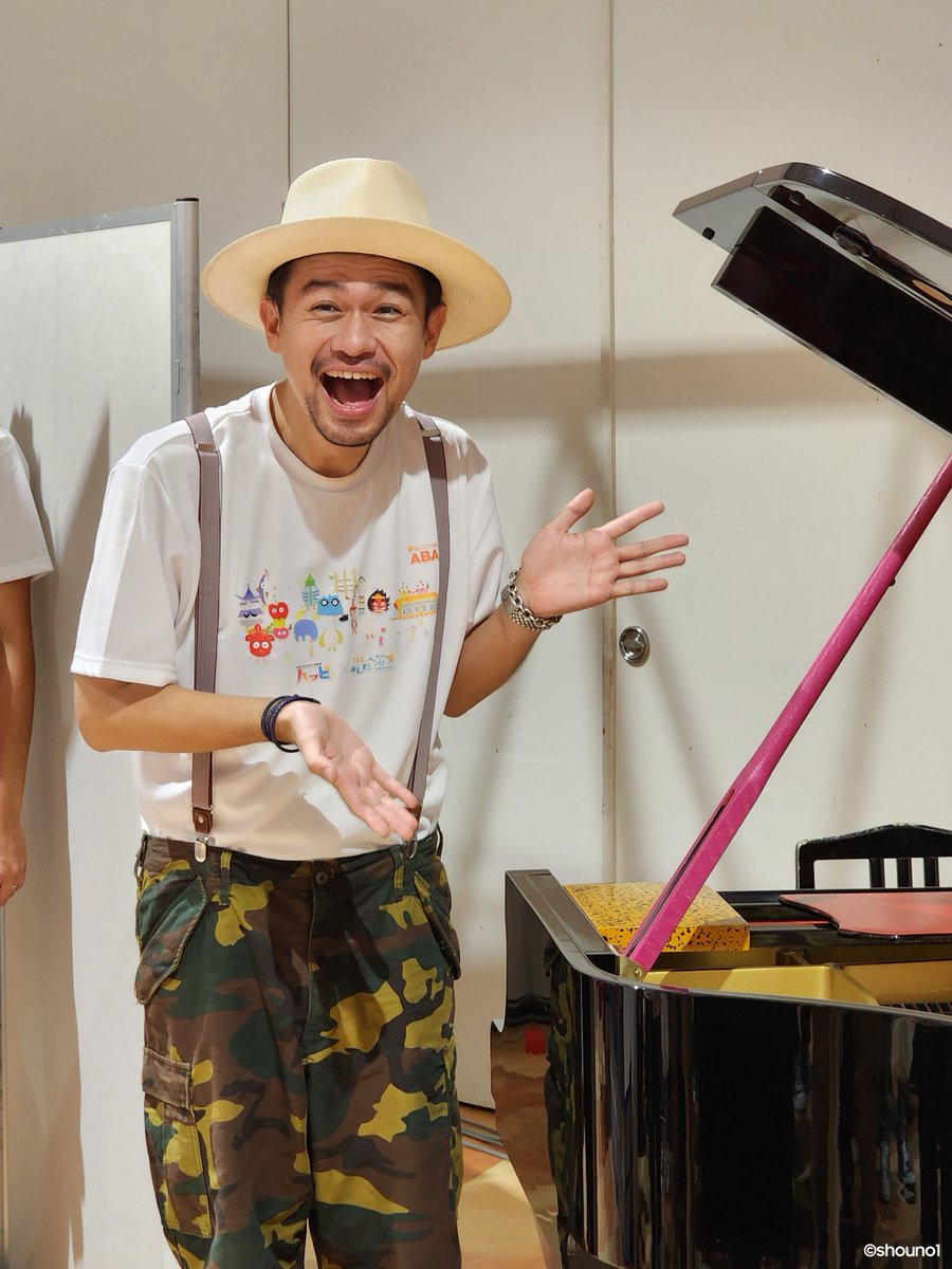 shouno1's tweet image. #HTML2023 以来、2度目の生の d-iZeさん。
笑顔が素敵な方でした✨
#青森市 #ABA番組祭 #アスパム #青森朝日放送 #dize1104
