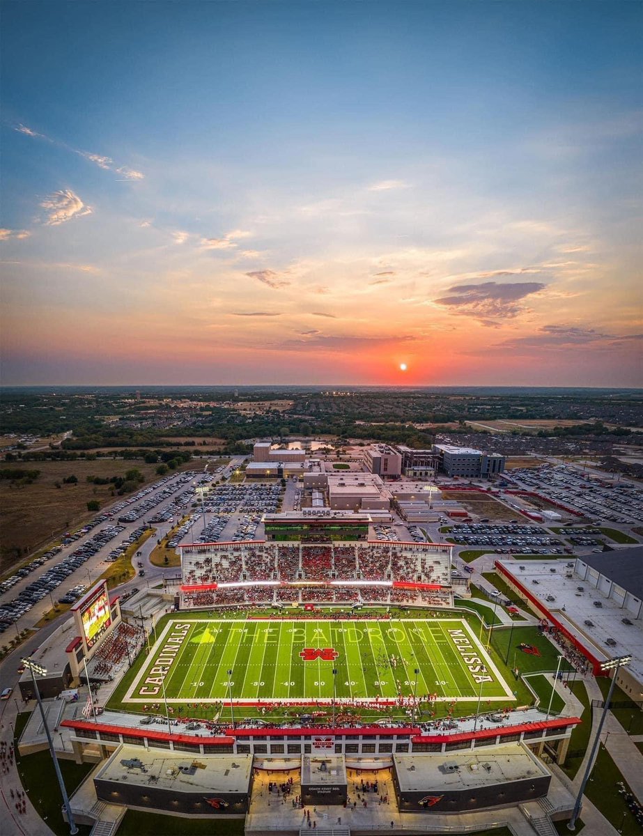 DTspencer9's tweet photo. Dubs
#wecoming #redred #redmafia https://t.co/zboM8z4gPg