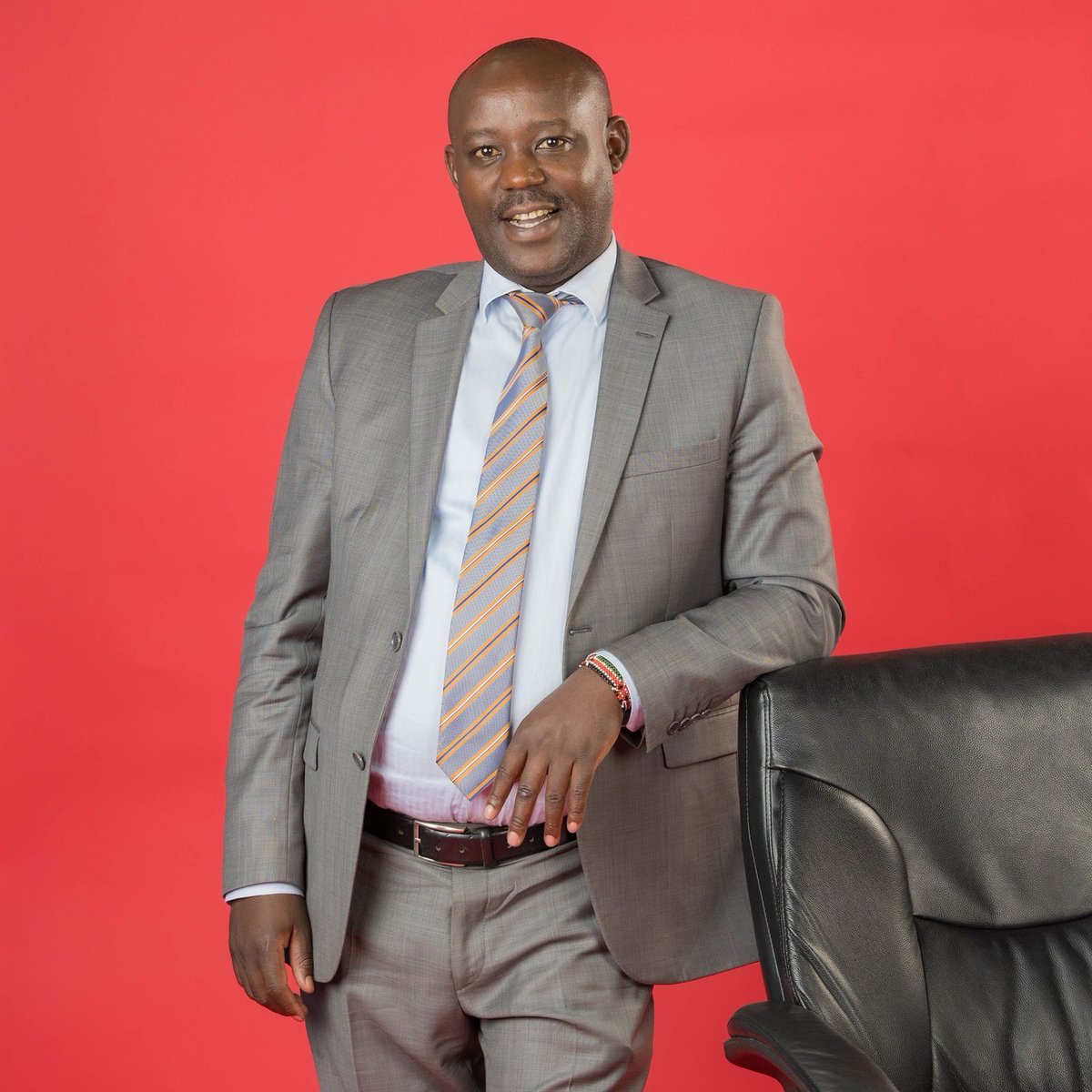 Ngogoyo ni itate riu na Gvn048 Kamau Wa Kangethe . Inuaaaaa!!
Kaaaabisa!
#Ngogoyo #InooroFm