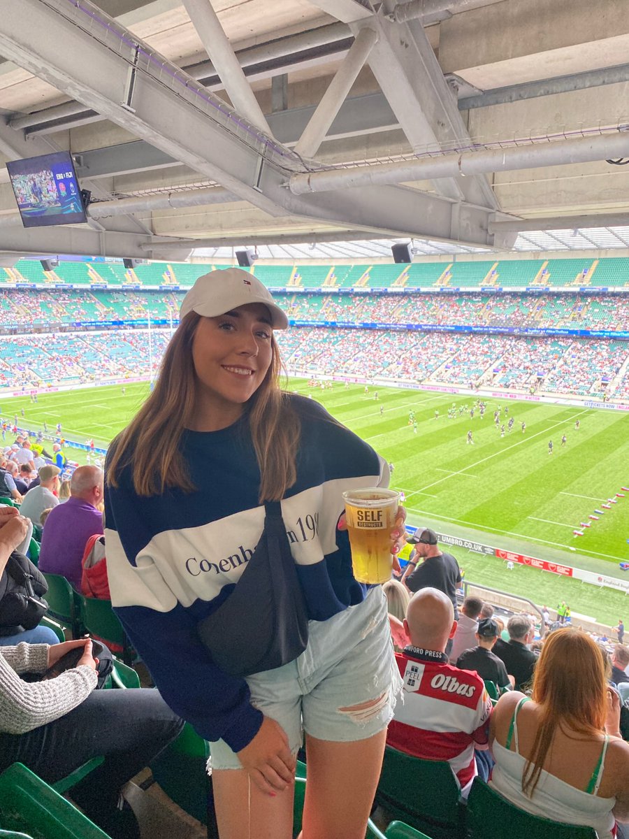 missmazmaths's tweet photo. #matchdayguinness 🏉 https://t.co/BPYaMpi7sm